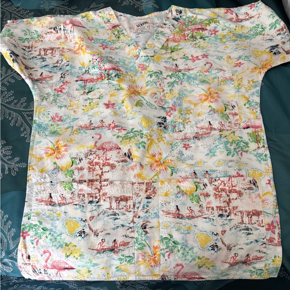 ALOHAS Women's Floral Print Top